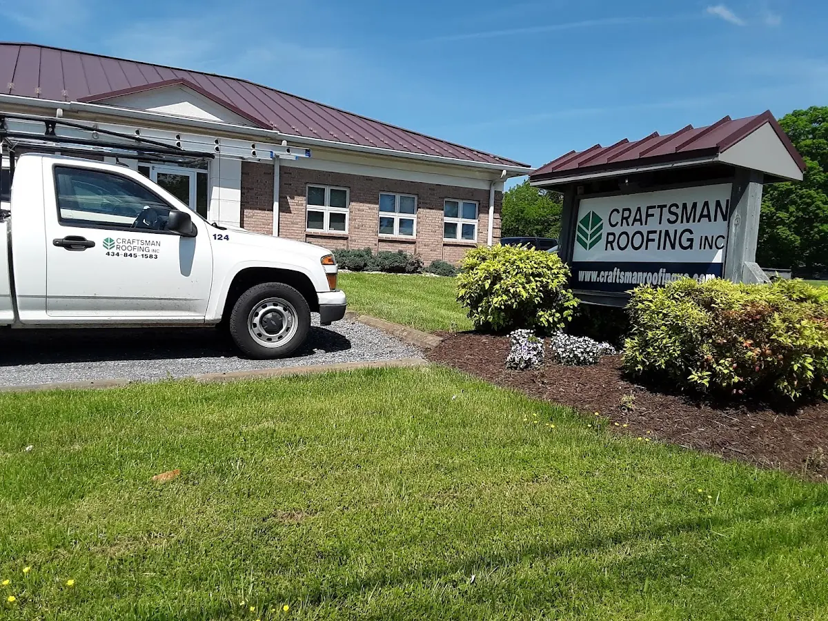 Quality Gutter & Downspout Repair by experienced craftsmen in Minooka