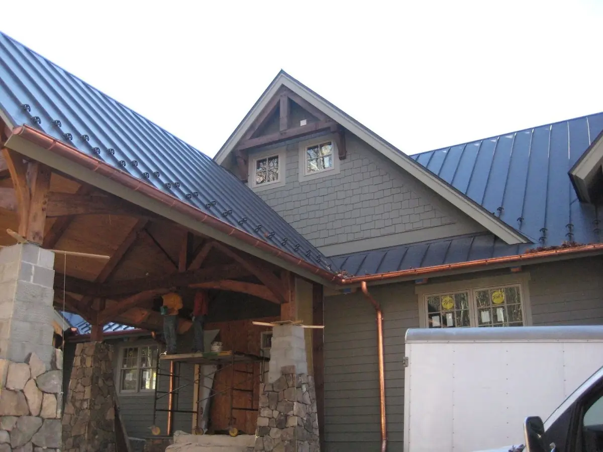 Craftsman Roofing team delivering quality roofing work in Minooka